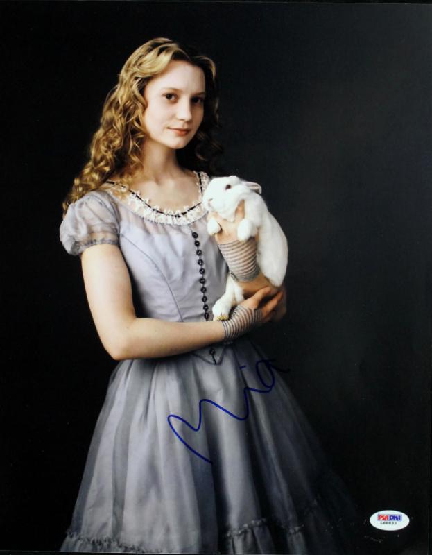 Mia Wasikowska Alice In Wonderland Signed Authentic 11X14 Photo PSA/DNA #L68833