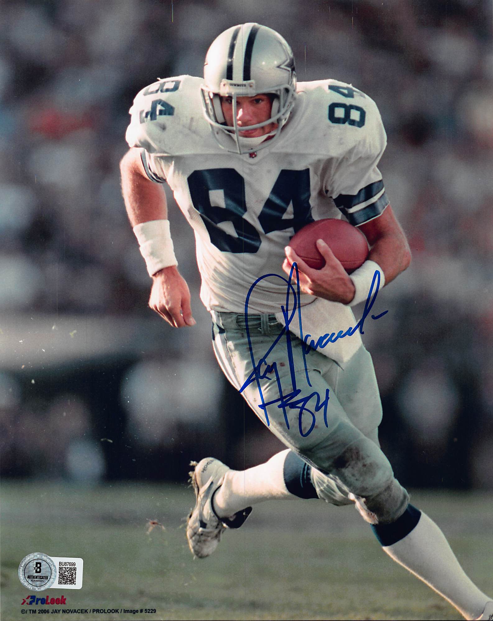 Cowboys Jay Novacek Authentic Signed 8x10 Vertical Running Photo BAS 1
