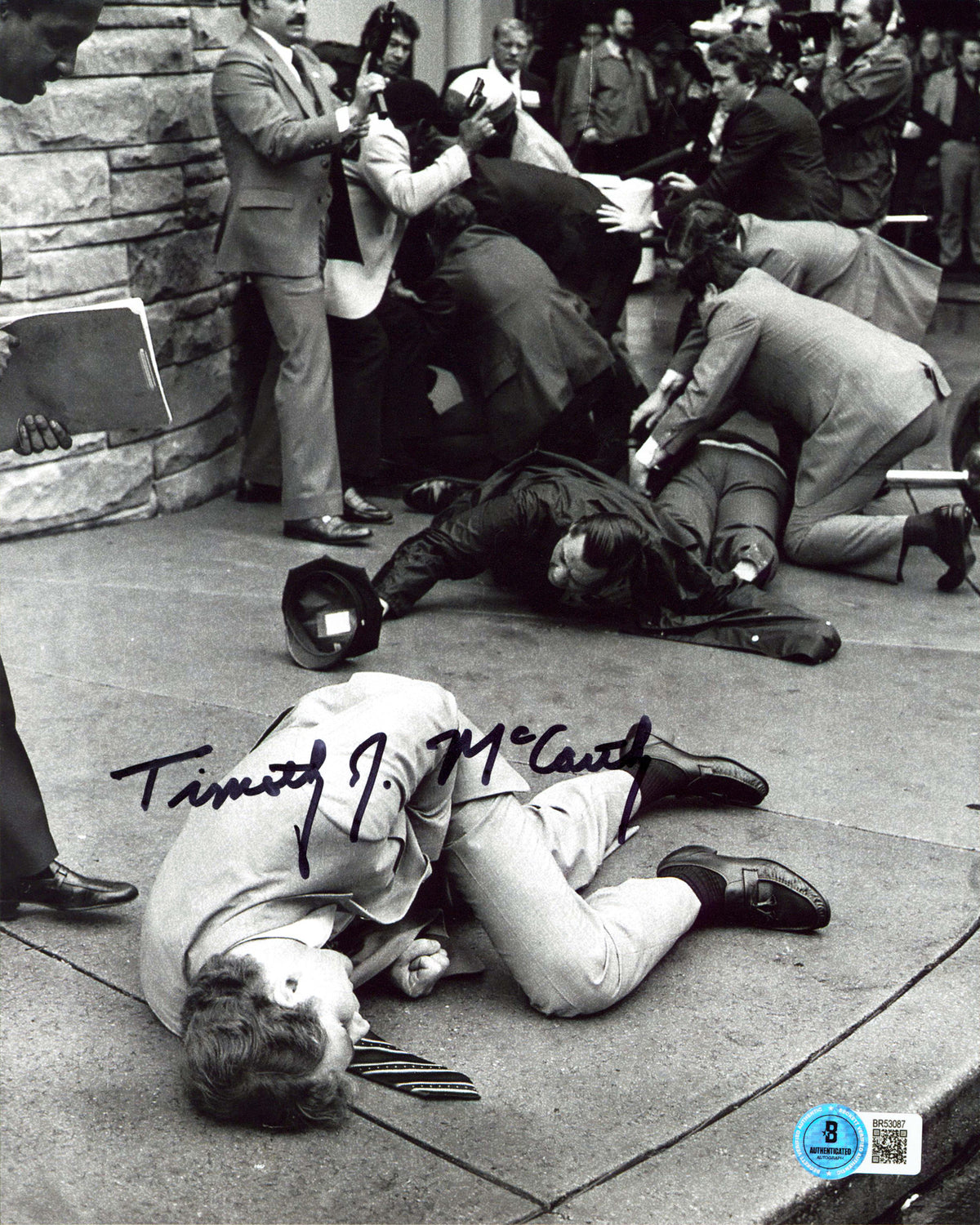 Timothy J. McCarthy Reagan Assassination Authentic Signed 8x10 Vert Photo BAS