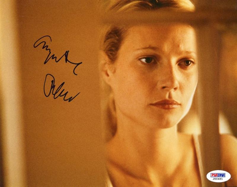 Gwyneth Paltrow Seven Signed Authentic 8X10 Photo Autographed PSA/DNA #J00481