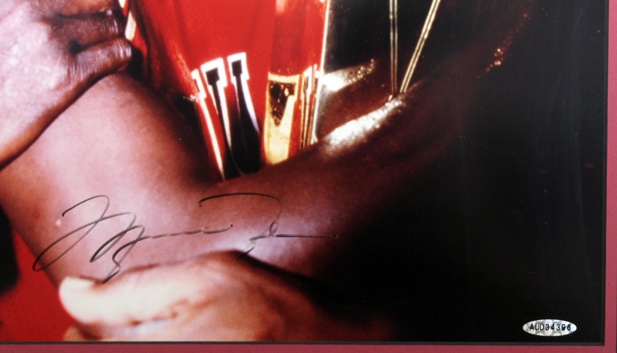 Bulls Michael Jordan Authentic Signed & Framed 13x19 Photo UDA #AUD34396