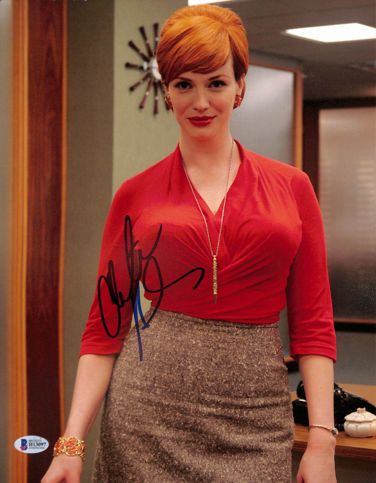 Christina Hendricks Mad Men Sexy Authentic Signed 11x14 Photo BAS #H13097