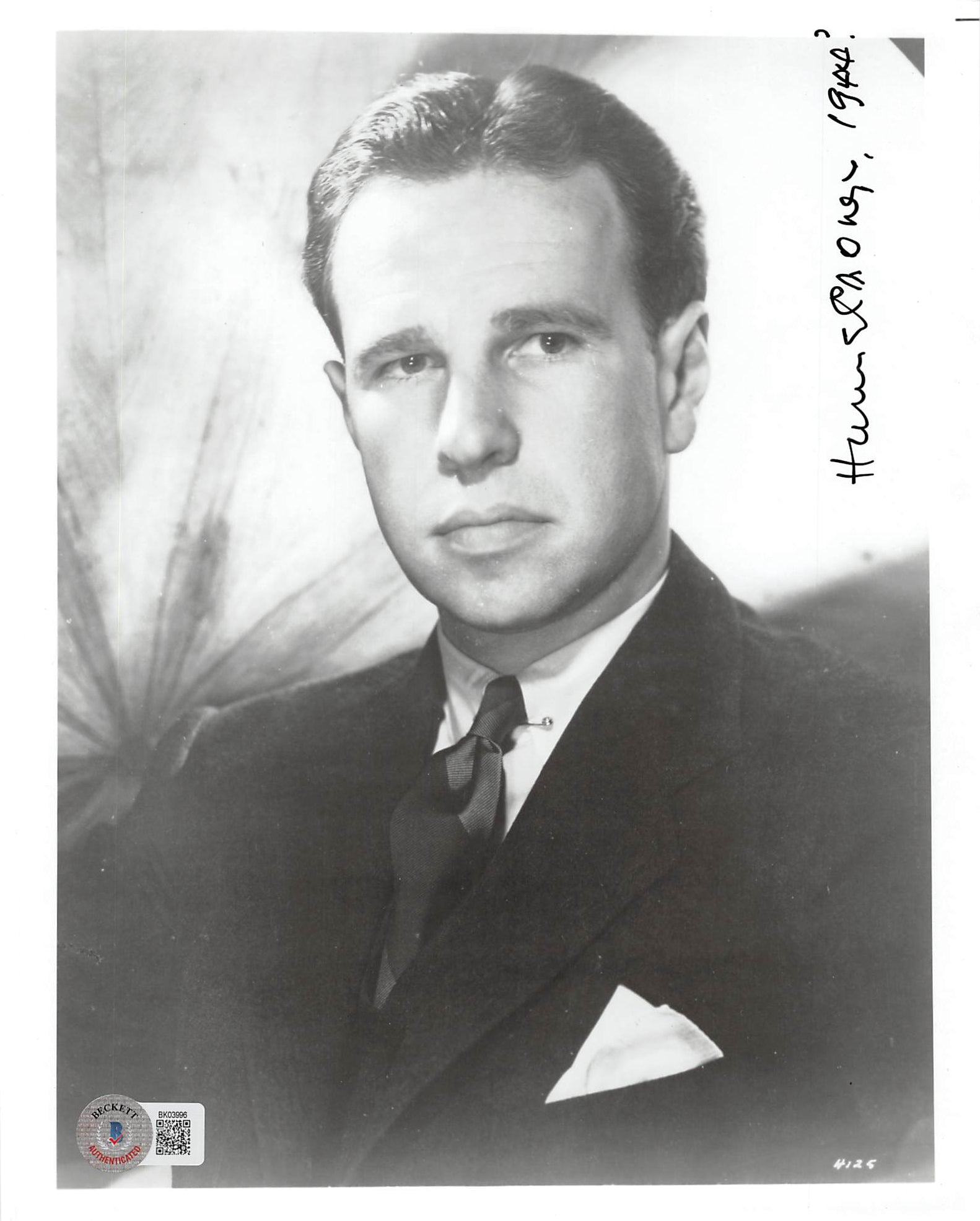Hume Cronyn Batteries Not Included Authentic Signed 8x10 Photo BAS #BK03996