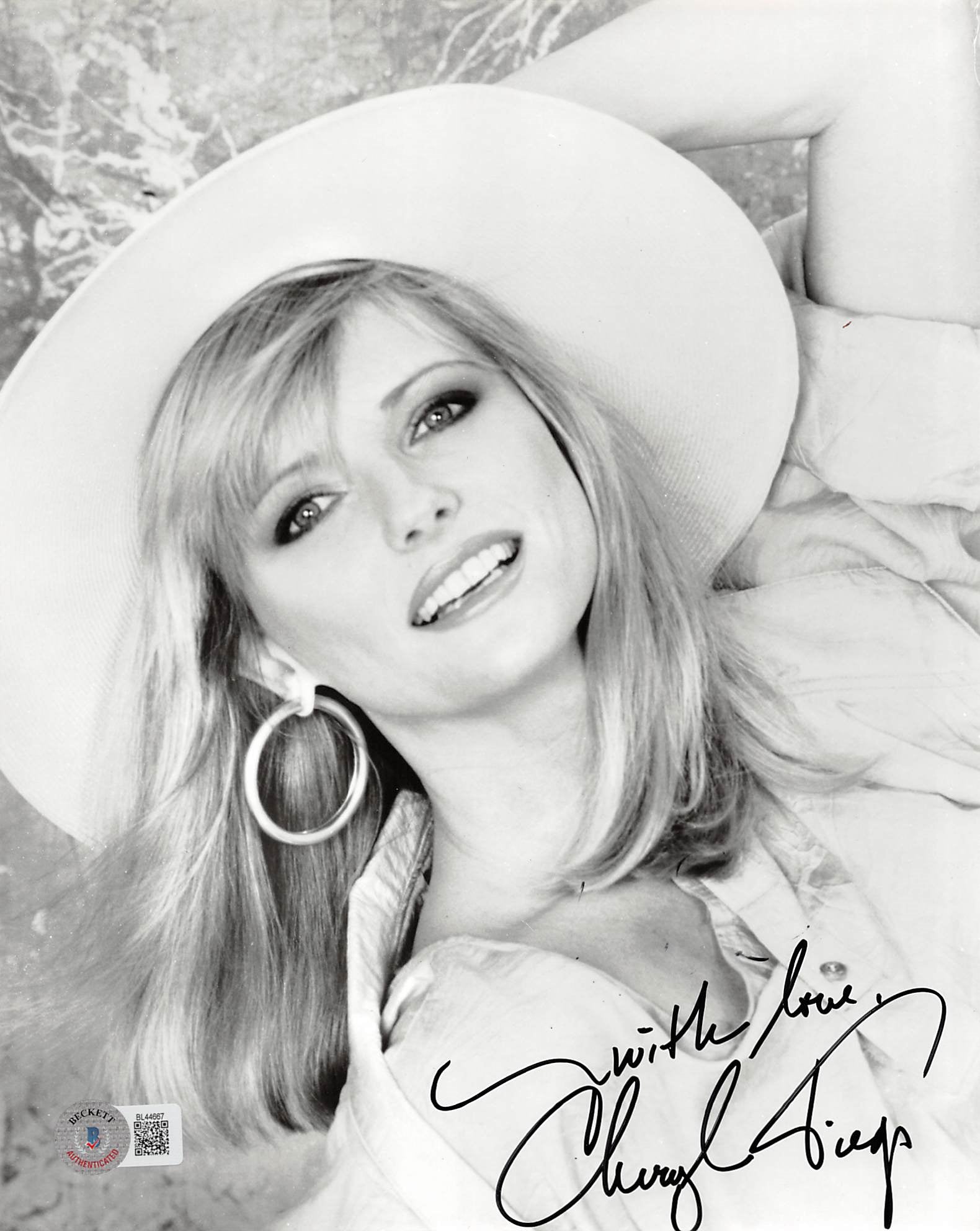 Cheryl Tiegs Sports Illustrated Swimsuit Model Signed 8x10 Photo BAS #BL44667