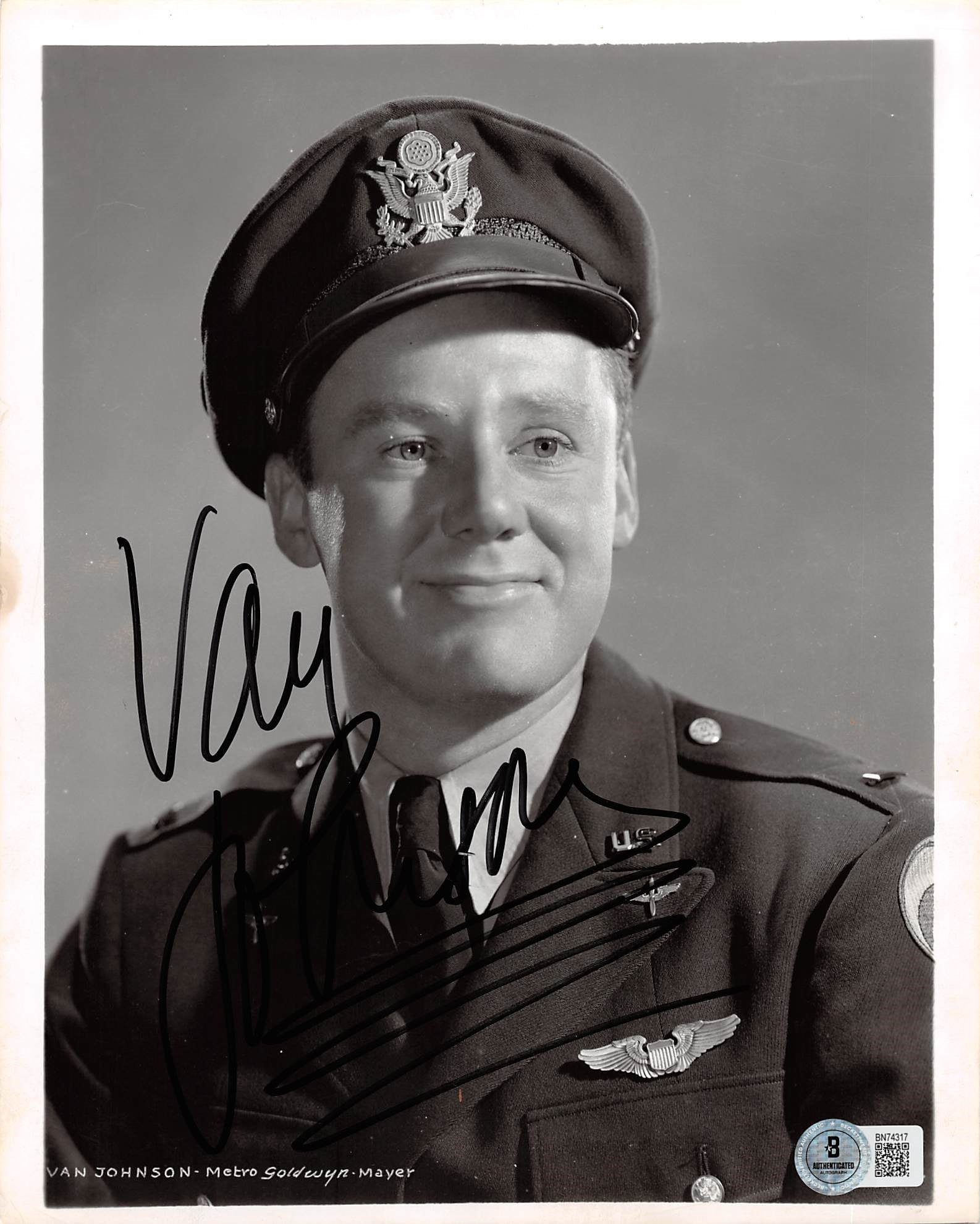 Van Johnson Battleground Authentic Signed 8x10 Photo Autographed BAS #BN74317