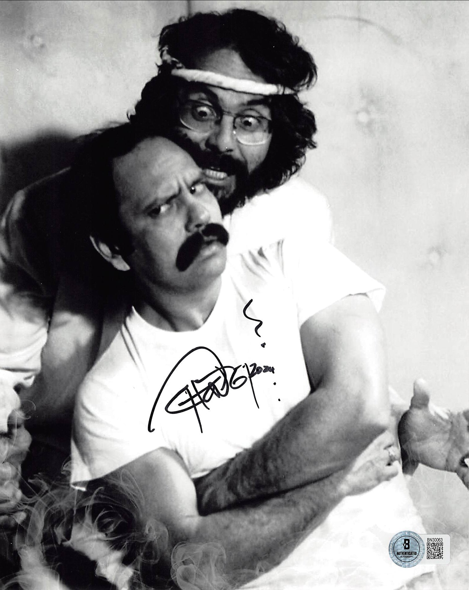 Tommy Chong Cheech & Chong Signed 8x10 Vertical Photo w/ Black Sig BAS 10