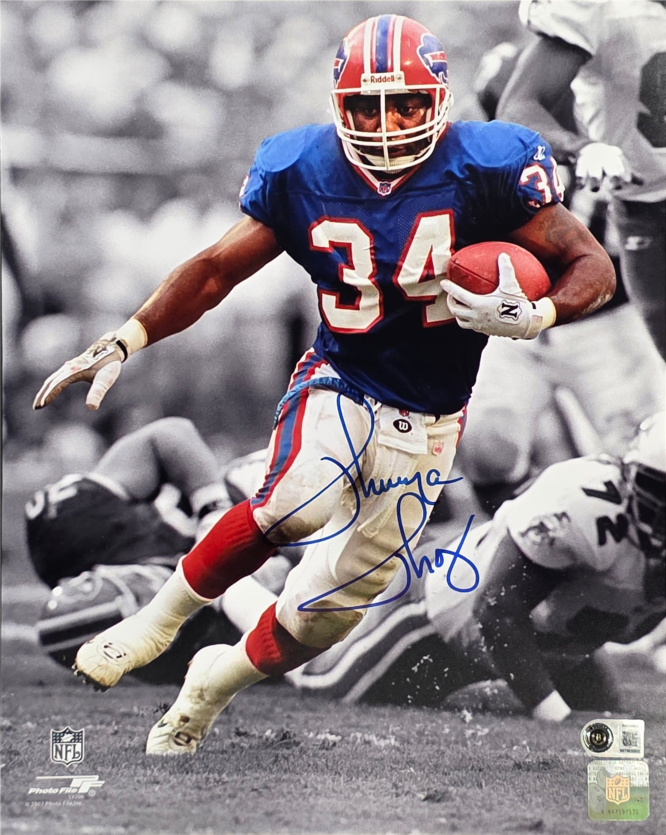 Bills Thurman Thomas Authentic Signed 11x14 Spotlight Photo BAS Witnessed
