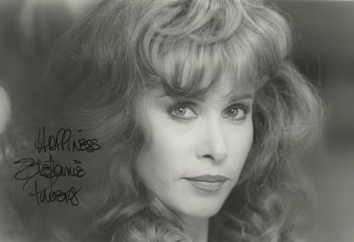 Stefanie Powers Hart to Hart "Happiness" Signed 7x9.5 Photo BAS #BL76425