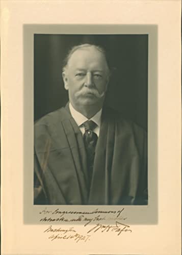 William H. Taft Signed 9.5x13.5 Photo As Chief Justice USSC BAS #AB14369