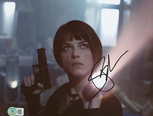 Selma Blair Hellboy Authentic Signed 8x10 Photo Autographed BAS #BJ63989
