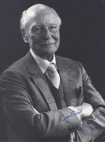 John Gielgud Arthur "Best Wishes" 1994 Authentic Signed 6x8.5 Photo BAS #BL76418