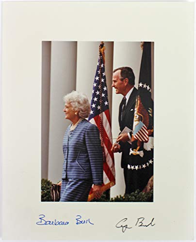 George H.W. Bush & Barbara Bush Authentic Signed 8x10 Photo PSA/DNA #A57039