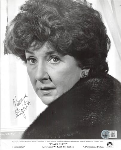 Maureen Stapleton Plaza Suite Authentic Signed 8x10 Photo BAS #BN29116