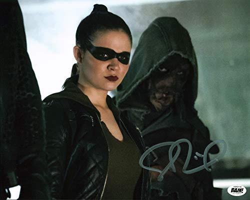 Joe Dinicol Arrow Authentic Signed 8x10 Photo Autographed Bam Box #V5P9118