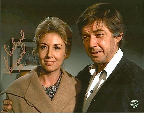 Michael Learned The Waltons "XO" Authentic Signed 8x10 Photo Wizard World