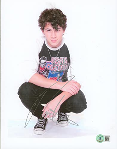 Nick Jonas The Jonas Brothers Authentic Signed 8.5x11 Photo BAS #BG82377