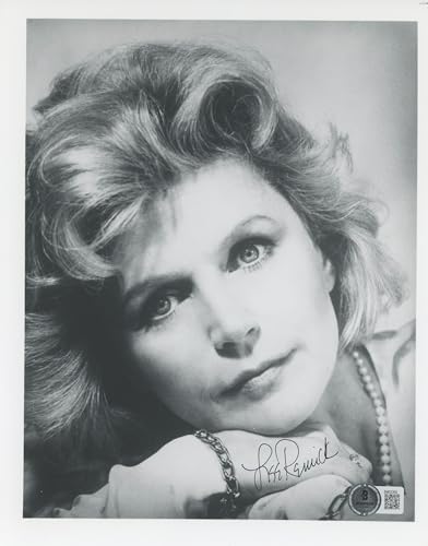 Lee Remick The Omen Authentic Signed 8x10 Black & White Photo BAS #BM03350