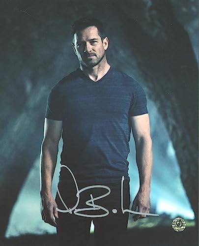 Ian Bohen Yellowstone Authentic Signed 8x10 Photo Wizard World #010001