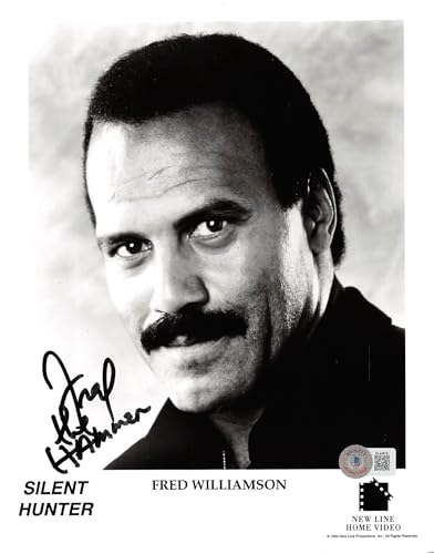 Fred Williamson Silent Hunter "The Hammer" Signed 8x10 Photo BAS #BL44818