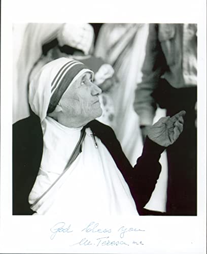 Mother Teresa God Bless You Authentic Signed 8x10 Photo Autographed BAS #AB14175