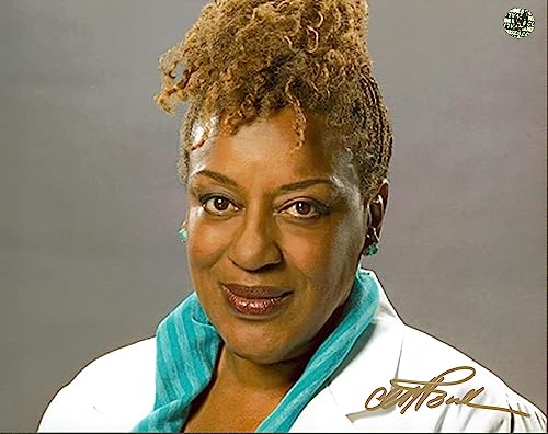 CCH Pounder NCIS New Orleans Authentic Signed 8x10 Photo Wizard World #022100