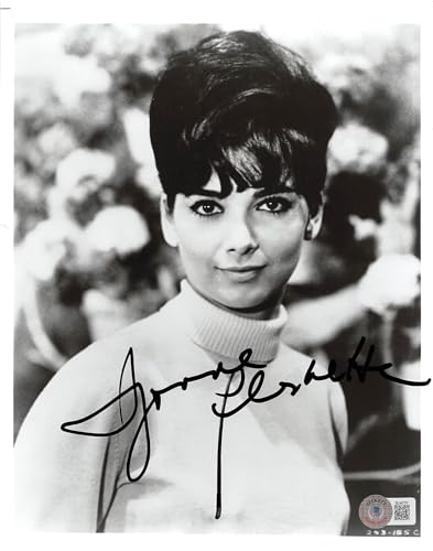 Suzanne Pleshette The Bob Newhart Show Authentic Signed 8x10 Photo BAS #BL44770