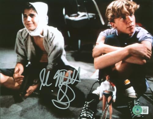 Ilan Mitchell-Smith Weird Science Signed 8x10 Horizontal Sitting Photo BAS Wit