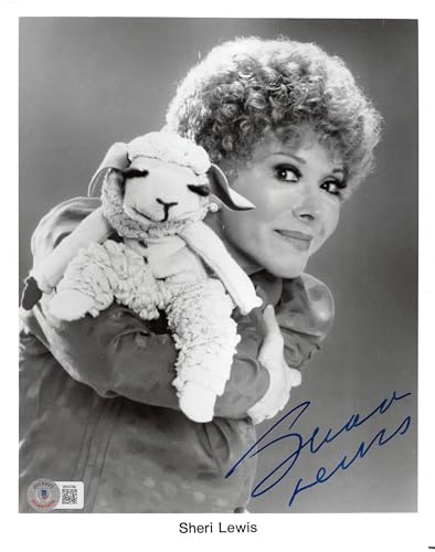 Shari Lewis Lamb Chop's Play-Along Authentic Signed 8x10 Photo BAS #BK03799