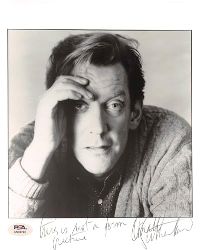 Donald Sutherland M*A*S*H Authentic Signed 8x10 Photo PSA/DNA #AN86793