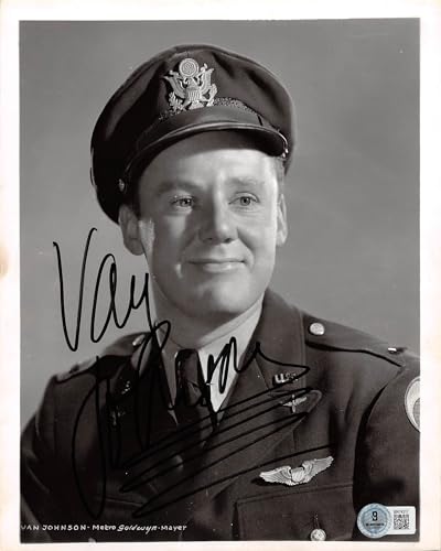 Van Johnson Battleground Authentic Signed 8x10 Photo Autographed BAS #BN74317
