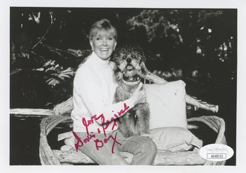 Doris Day Pillow Talk "Love" Authentic Signed 5x7 Photo Autographed JSA #AX48132