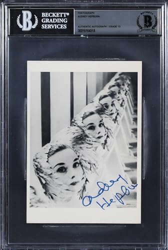 Audrey Hepburn Breakfast At Tiffany's Signed B&W 4.25x6 Postcard Photo BAS Slab