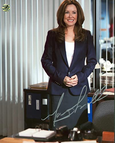 Mary McDonnell Major Crimes Authentic Signed 8x10 Photo Wizard World