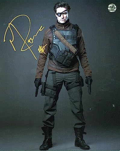Michael Rowe Arrow Authentic Signed 8x10 Photo Autographed Wizard World #025259