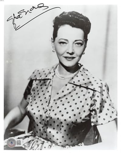Sylvia Sidney Beetlejuice Authentic Signed 8x10 Photo Autographed BAS #BL44696