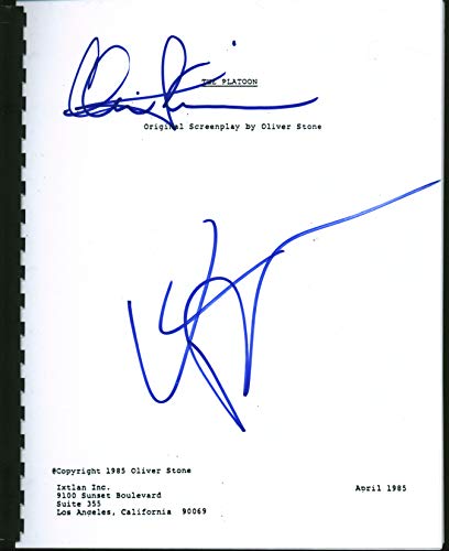 Charlie Sheen & Willem Dafoe Platoon Authentic Signed Movie Script BAS #B71593