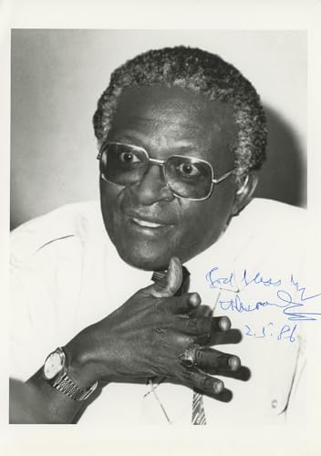 Desmond Tutu Bishop "God Bless" Authentic Signed 5x7 Photo BAS #BK43364