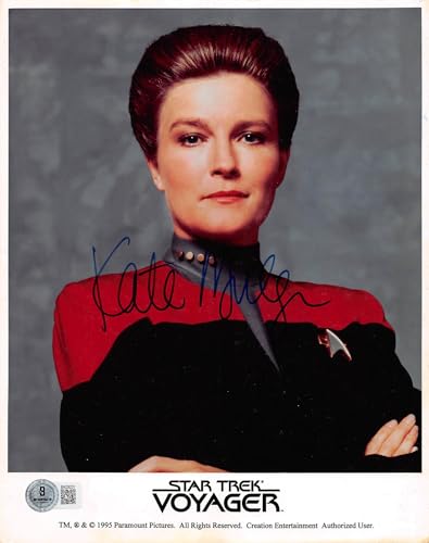 Kate Mulgrew Star Trek Voyager Authentic Signed 8x10 Photo BAS #BN29231