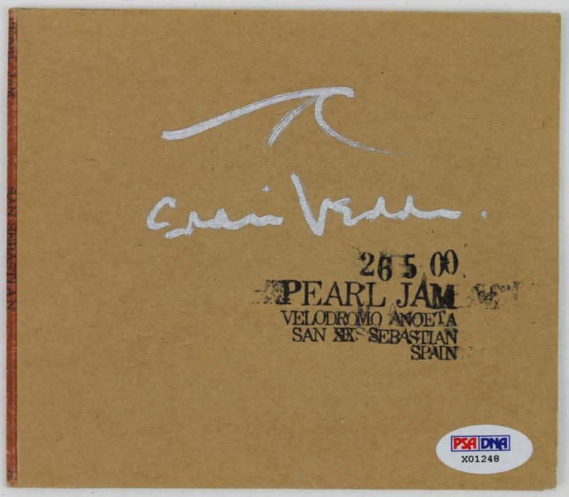 Eddie Vedder Signed Pearl Jam 26 5 00 Velodromo Anoeta Cd Cover PSA/DNA #X01248