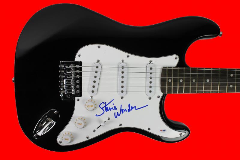 Steve Wonder Authentic Signed Guitar Autographed PSA/DNA #V10734