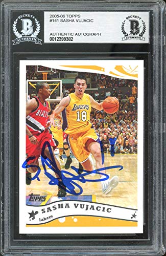 Lakers Sasha Vujacic Authentic Signed 2005 Topps #141 Card BAS Slabbed