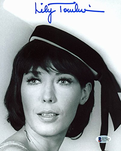 Lily Tomlin Authentic Signed 8x10 Photo Autographed BAS #D17007