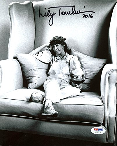 Lily Tomlin Authentic Signed 8X10 Photo Autographed PSA/DNA #AC22732