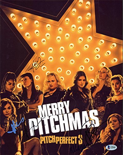 Pitch Perfect 3 (4) Lee, Fit Knapp & Regner Signed 11x14 Photo BAS #A70487