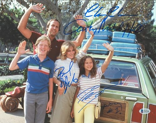 Vacation (4) Chase, D'Angelo, Hall & Barron Signed 11x14 Photo BAS Wit #P43346