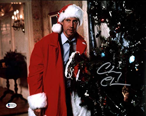Chevy Chase Christmas Vacation Signed 11x14 Horizontal Tree Photo BAS Witness 29