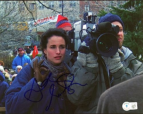 Andie MacDowell Groundhog Day Authentic Signed 8x10 Photo BAS #BG79145