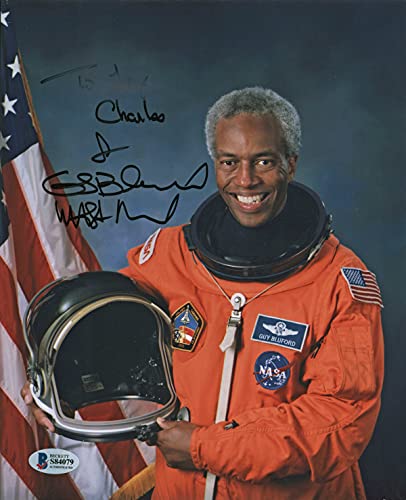 Guion Bluford NASA Astronaut Authentic Signed 8x10 Photo Autographed BAS #S84079