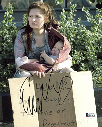 Emma Kenney Shameless Authentic Signed 8x10 Photo Autographed BAS #E85616