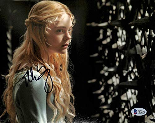 Elle Fanning Maleficent Authentic Signed 8x10 Photo Autographed BAS #F84670